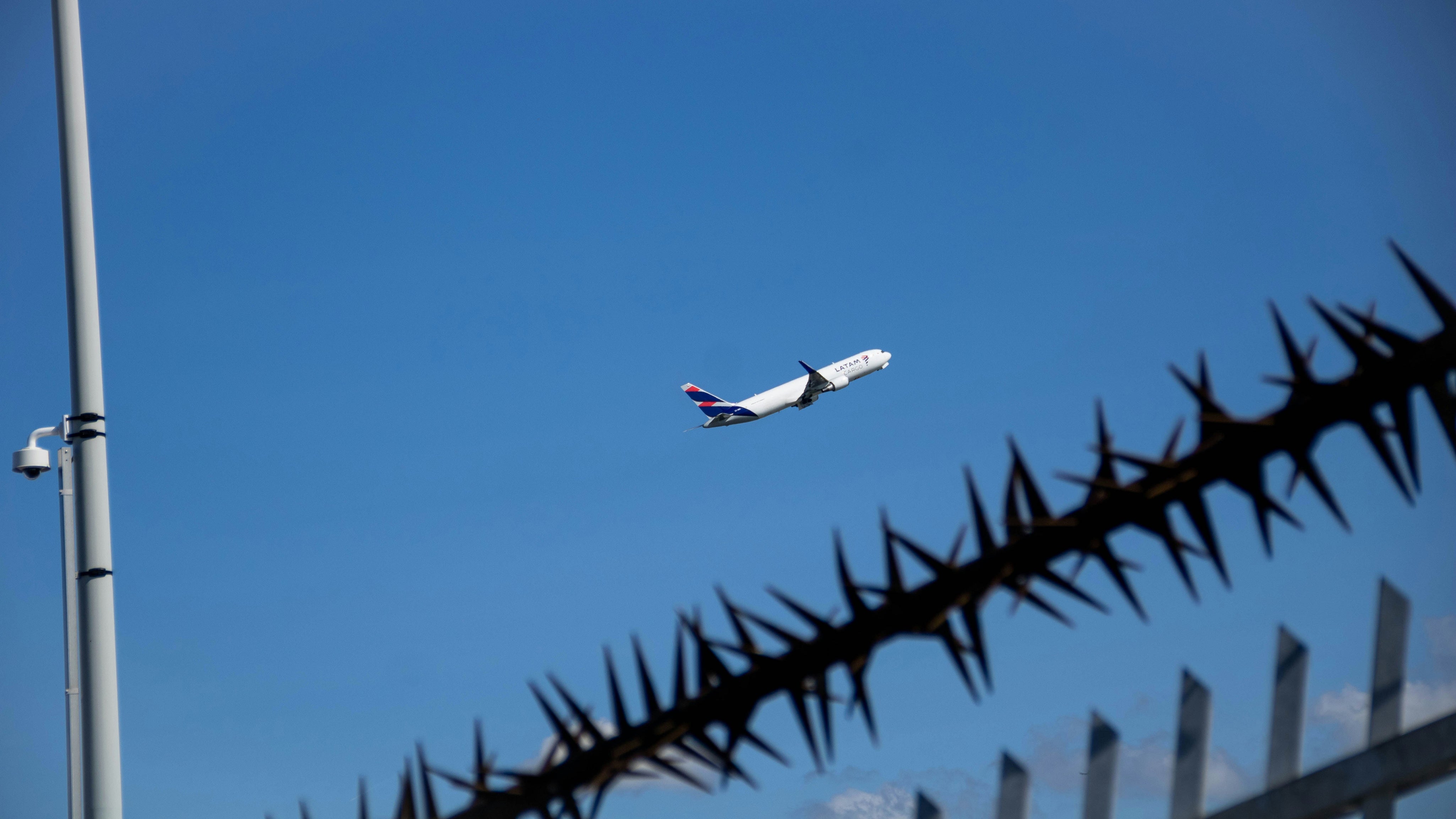 Speed Through TSA Like Lightning: 5 Airport Packing Hacks