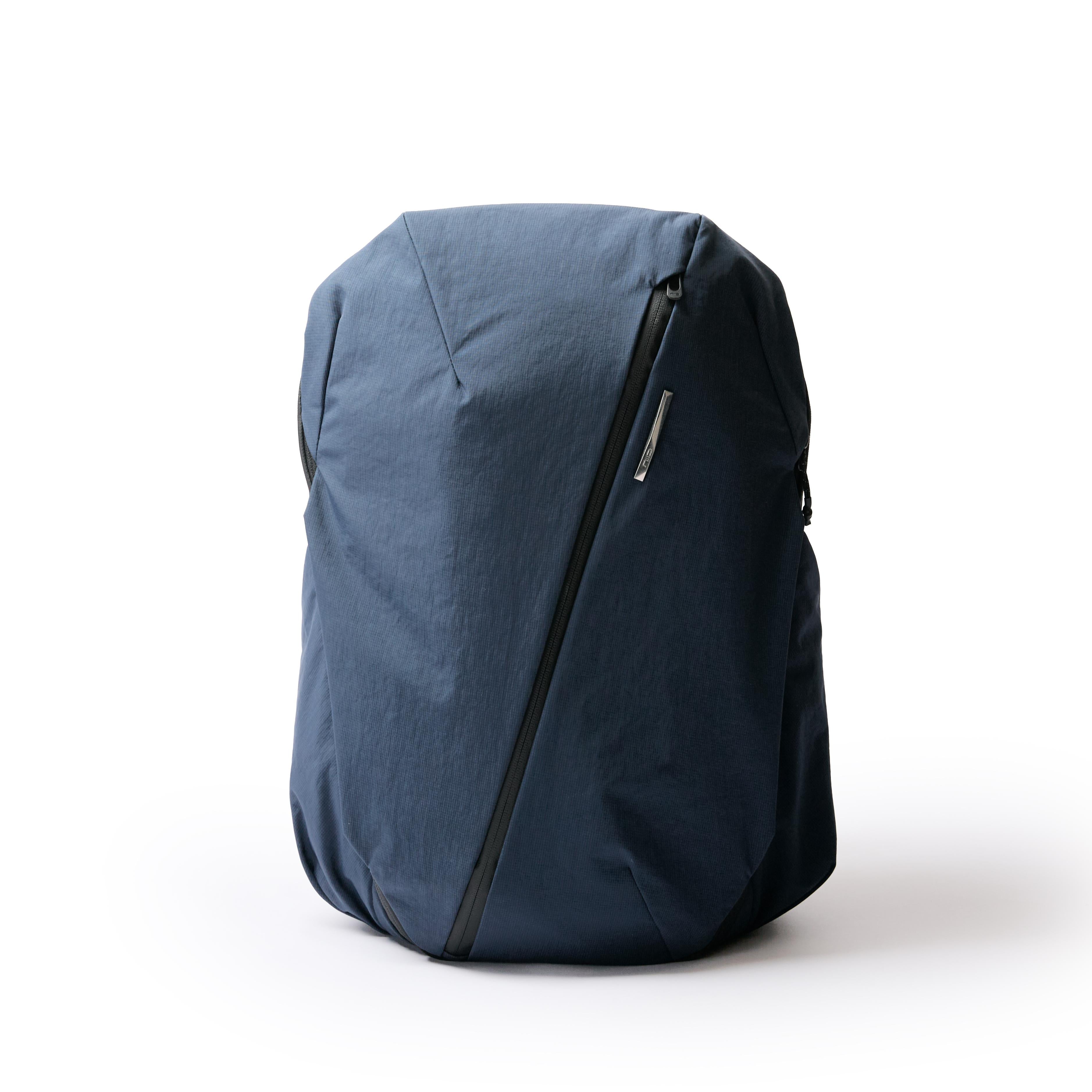 NIID NEO Nomad 30-32L Backpack - N4 (Estimated shipping time: late Nov.)
