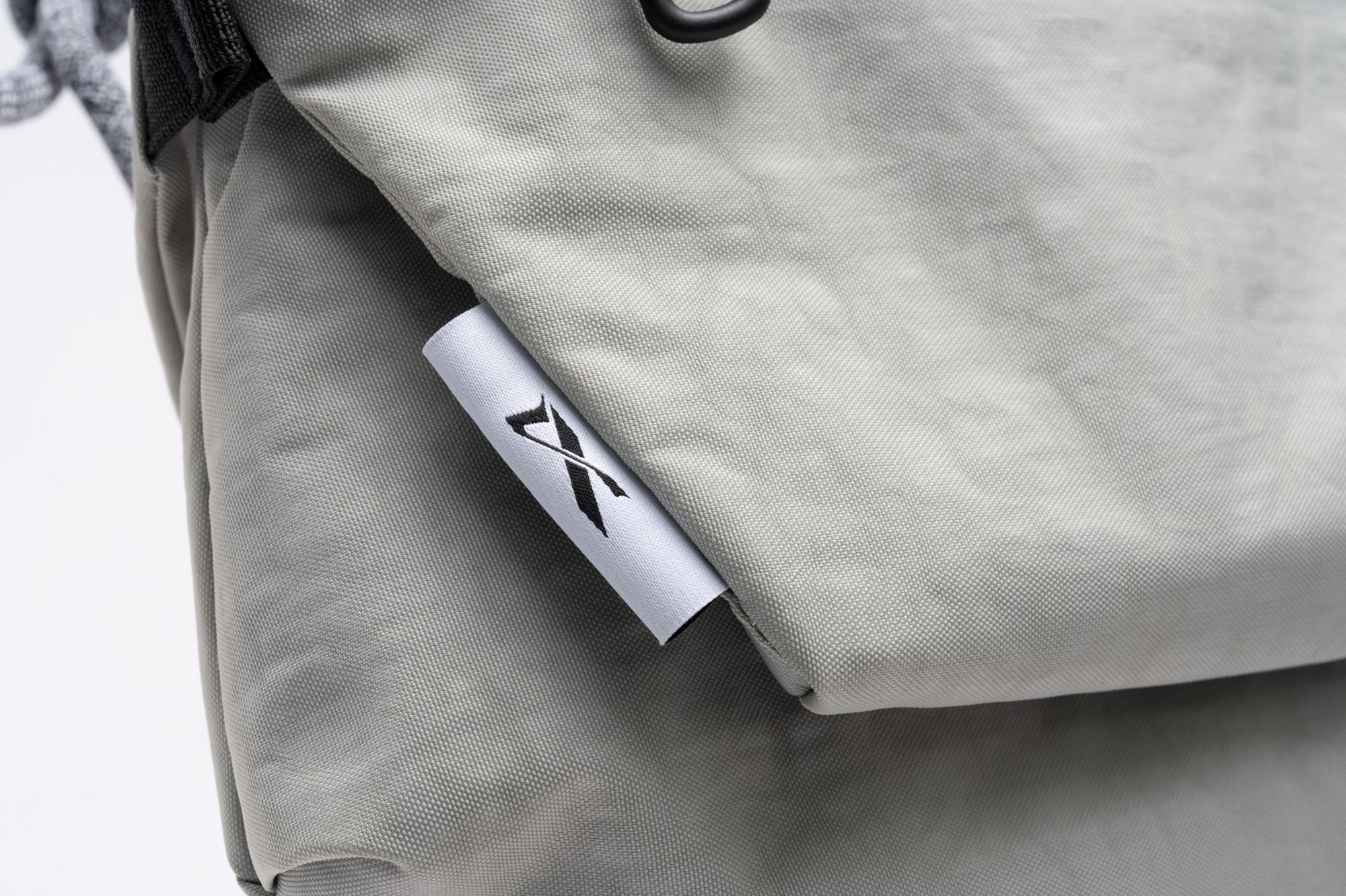 NIID VIA Modularized Sling Bag