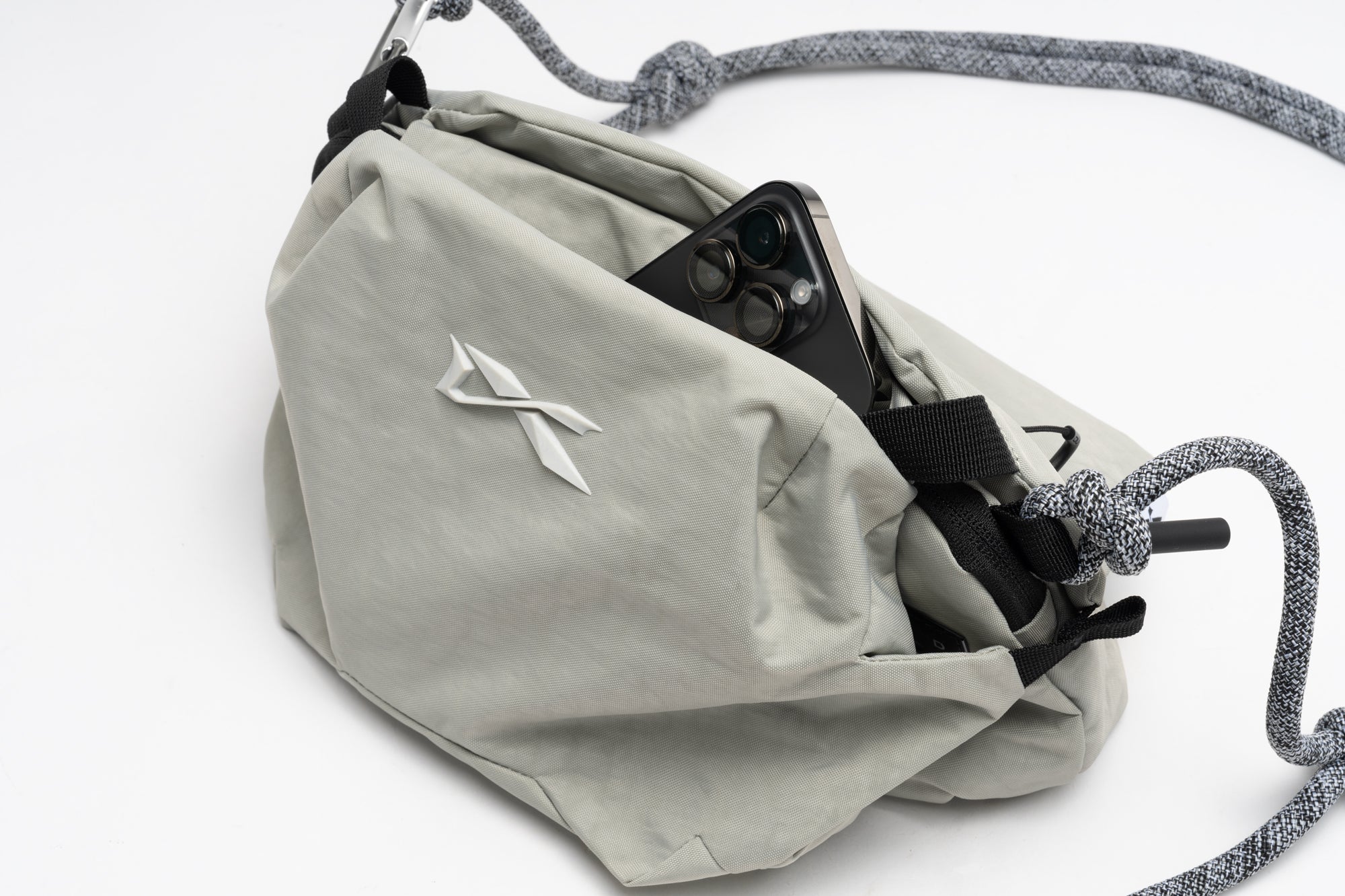 NIID VIA Modularized Sling Bag