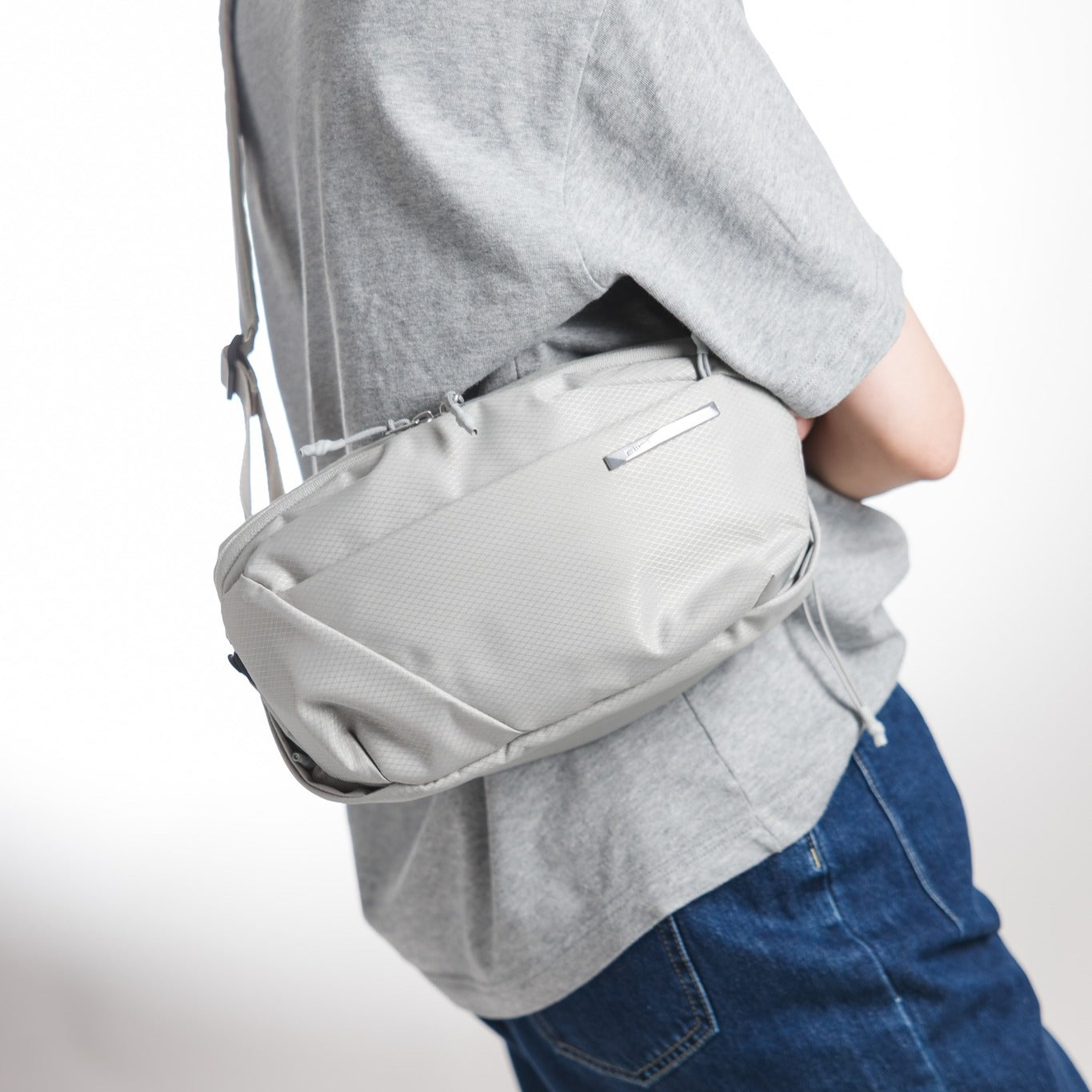 NEO Nomad Sling Bag -N1